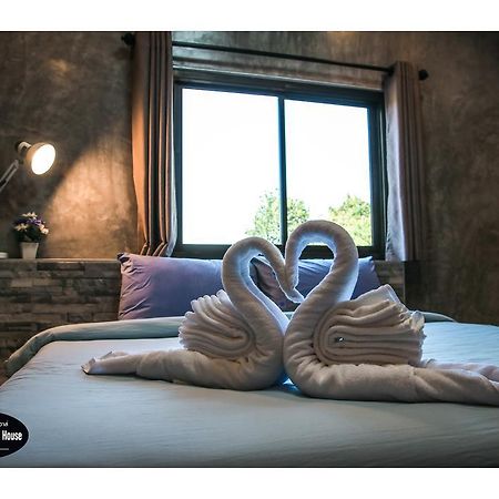 אודון תאני The Gallery Guest House מראה חיצוני תמונה